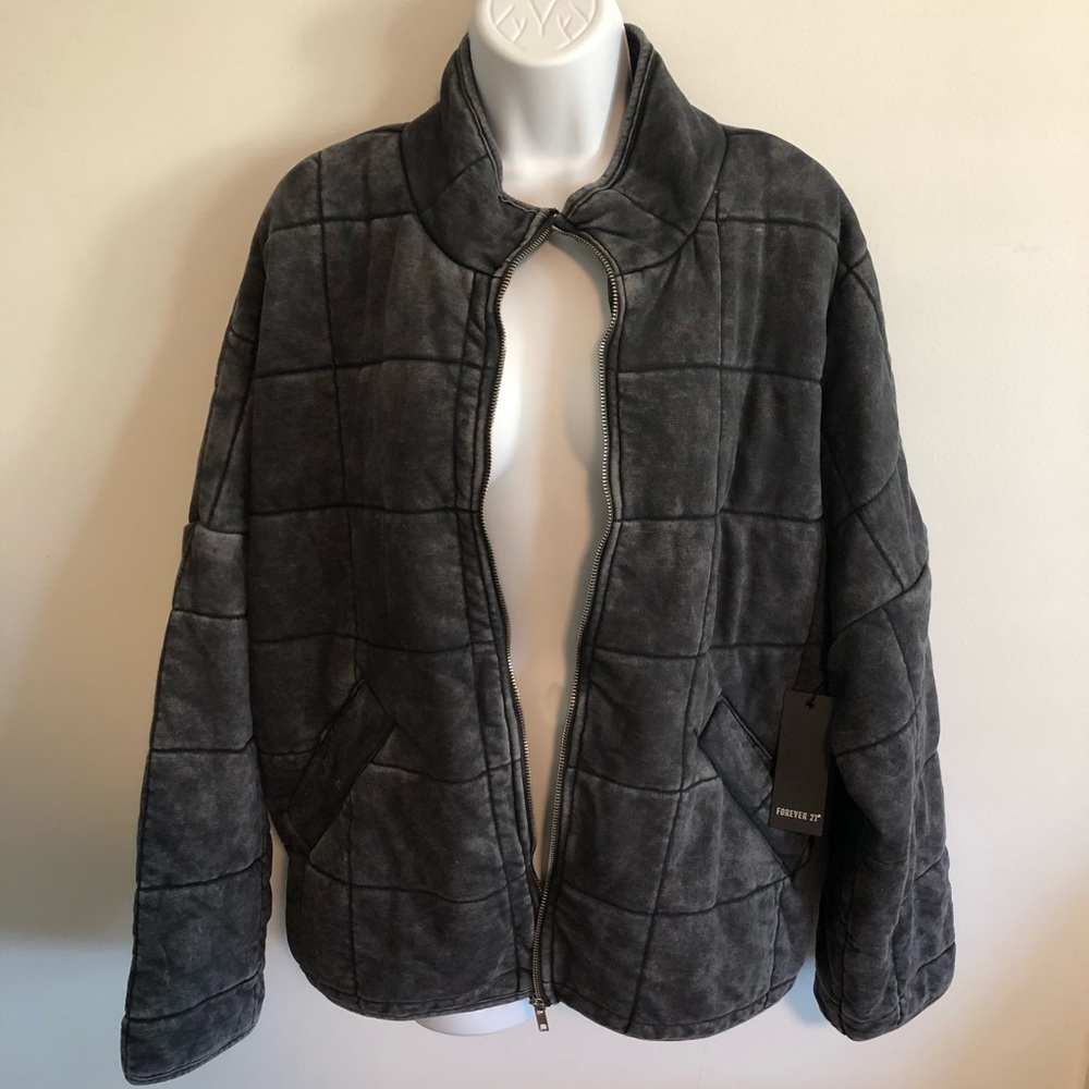 *SOLD* NWT Forever 21 Dolman Quilted Jacket (S)